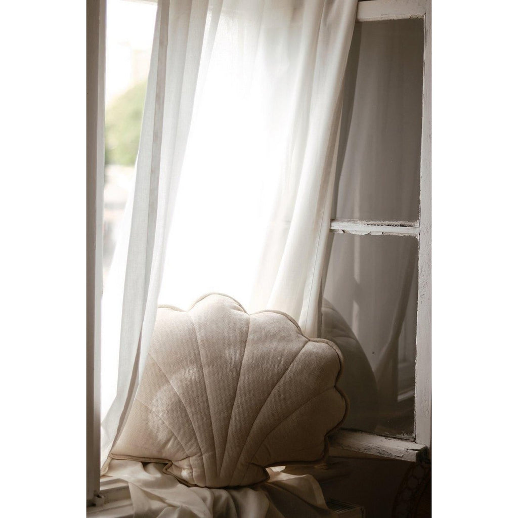 "Cream" Velvet Shell Pude