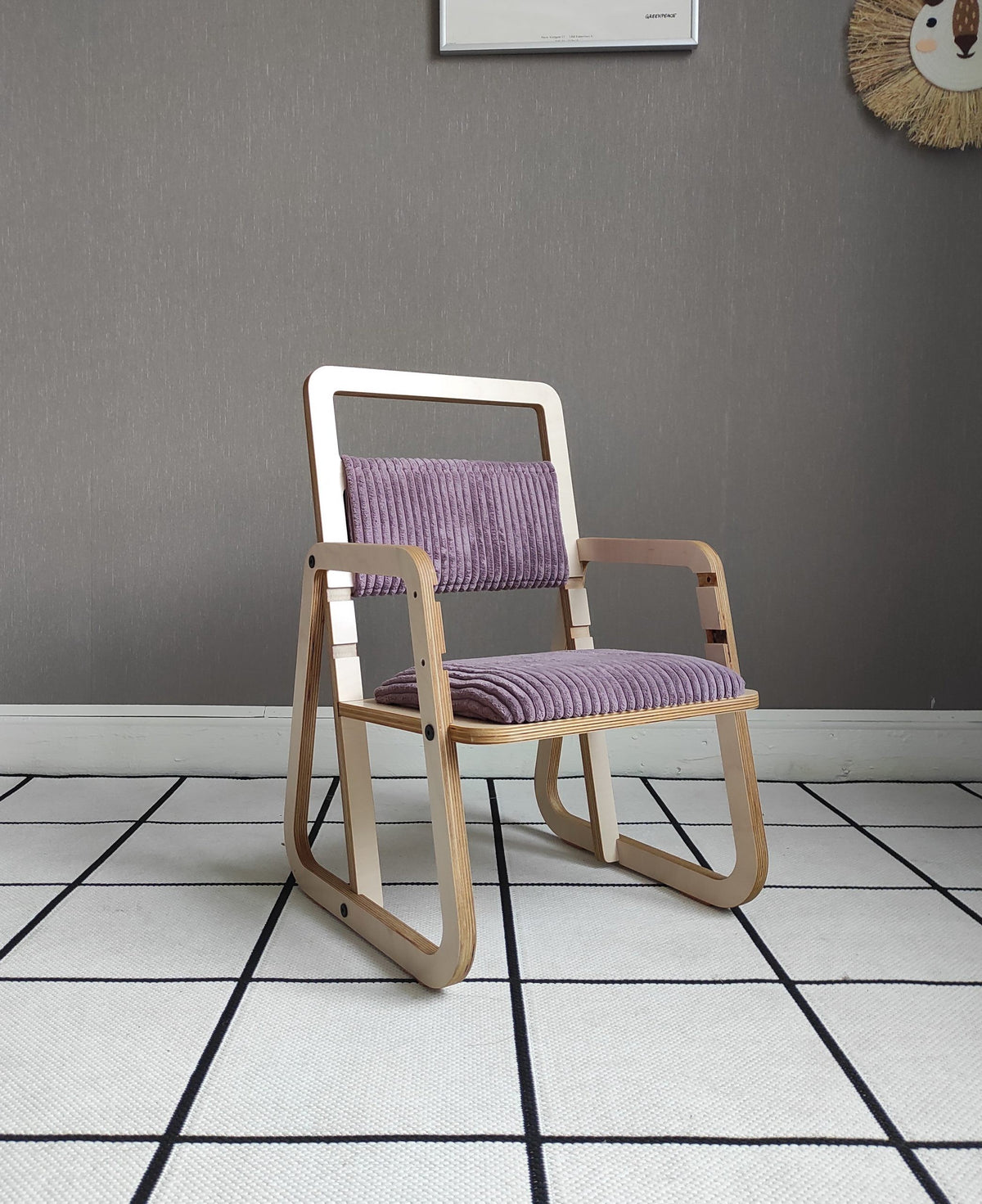 Adjustable Children Montessori Table and Chair Set Julle - Cannon Pink